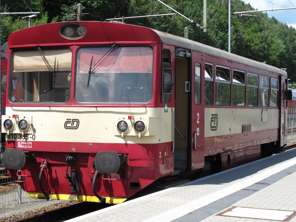 Mit dem tschechischen Schienenbus ging's von der Elbe bis zur Labe