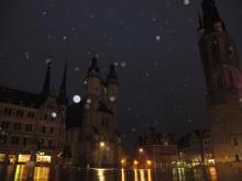 Bei Nacht und Regen in Halle