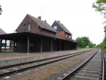 Für den Bahnhof in Wörlitz ist Endstation, er wird verkauft.